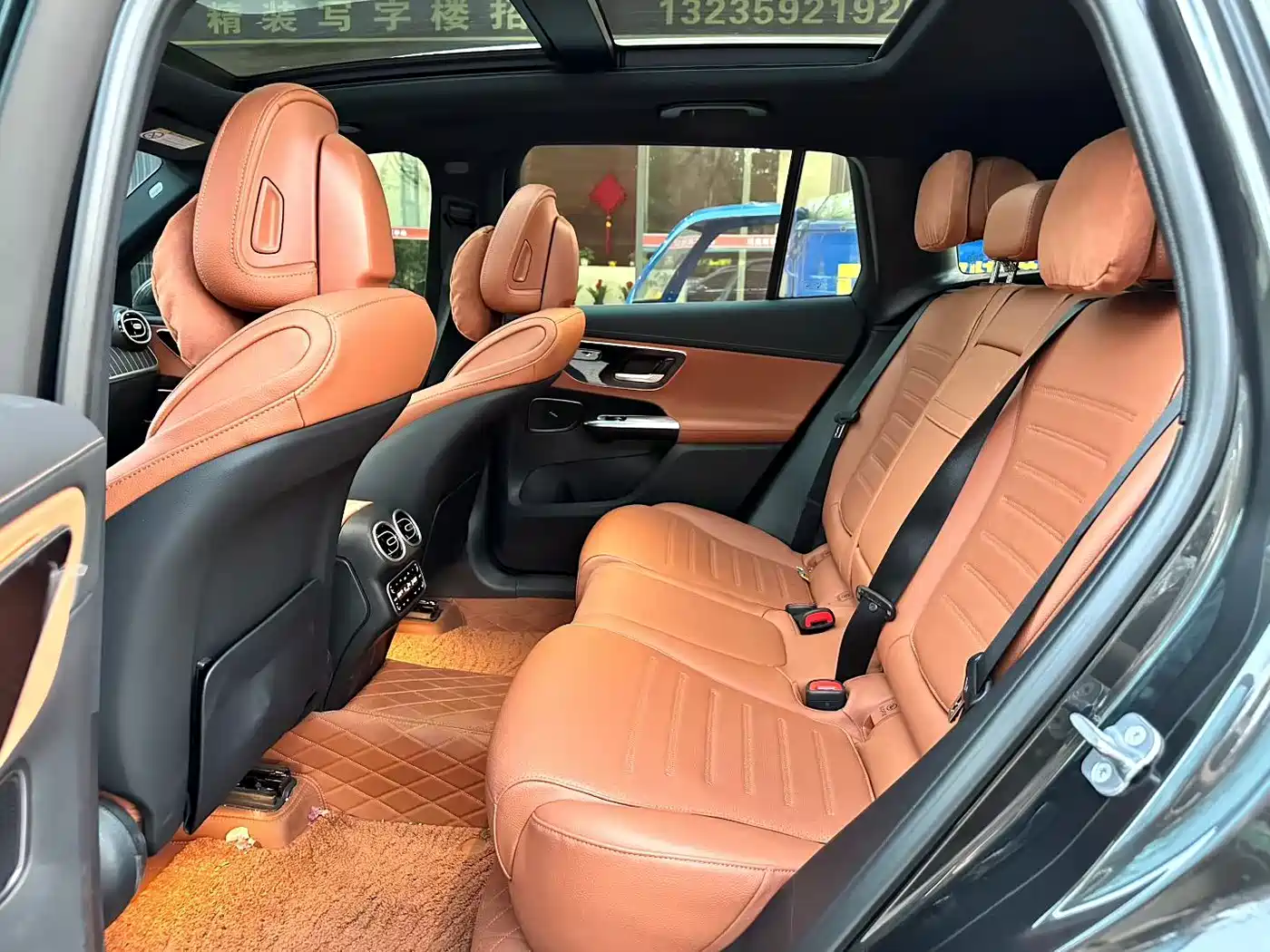 Mercedes-Benz GLC 2023 GLC 260 L 4MATIC Sport 5-seater фото 5