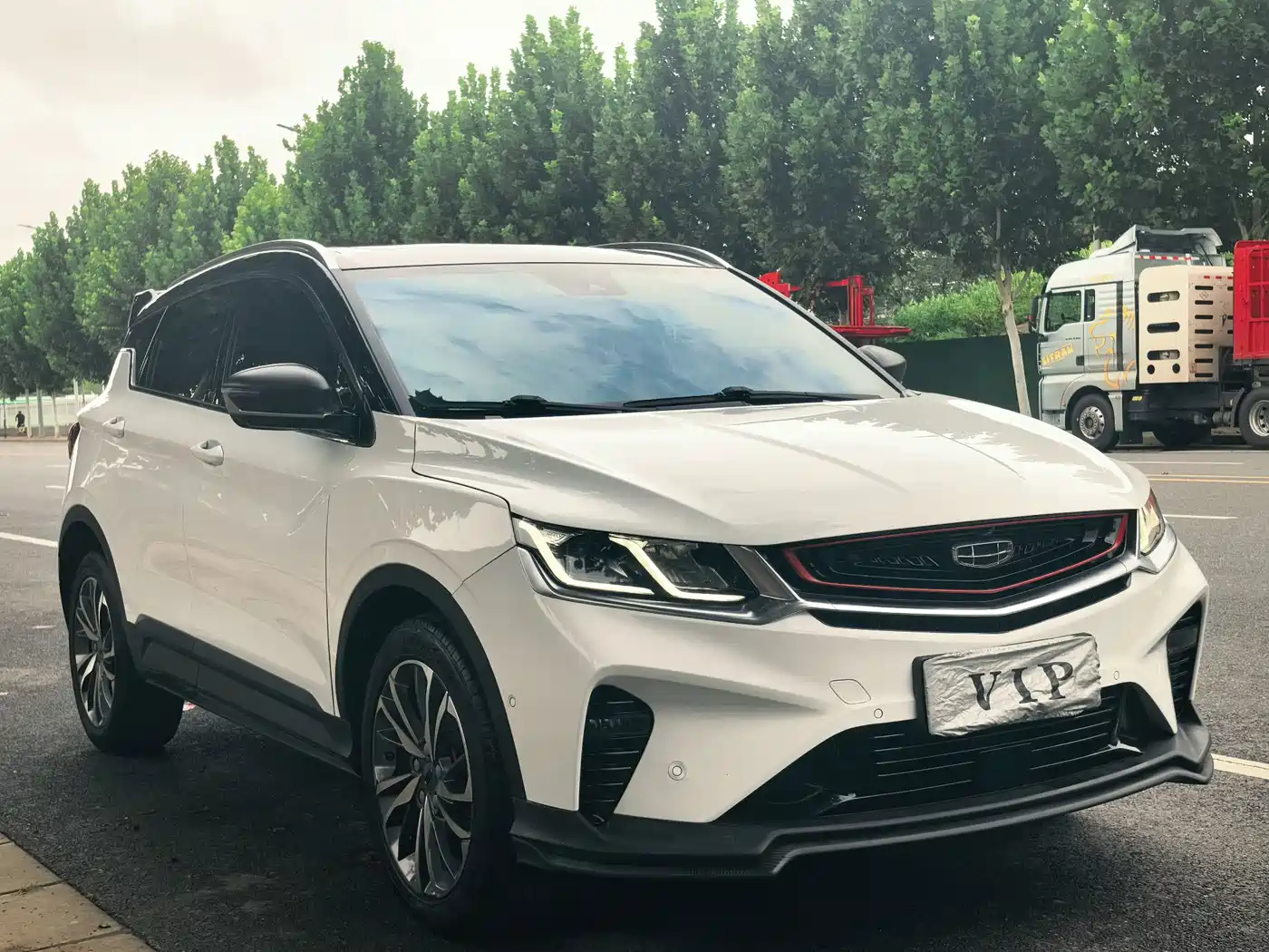 Geely Binyue 2019 2019 Sport 260T DCT Battle China VI