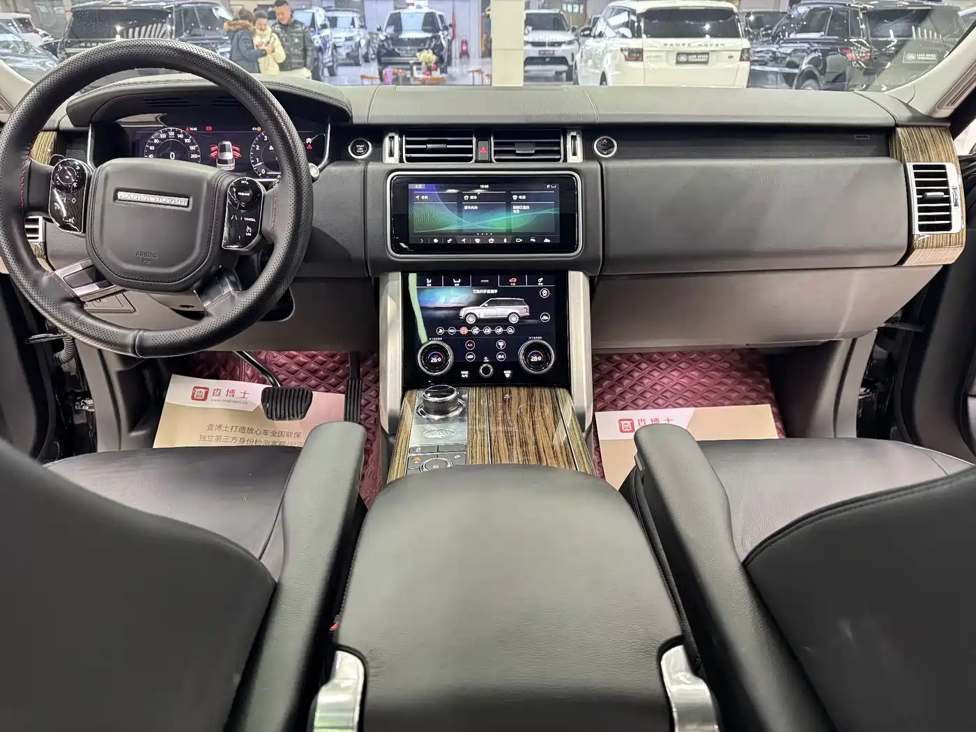 Land Rover Range Rover 2019 3.0 SC V6 Golden Age Edition фото 9