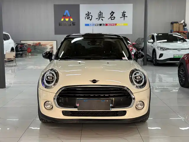 MINI 