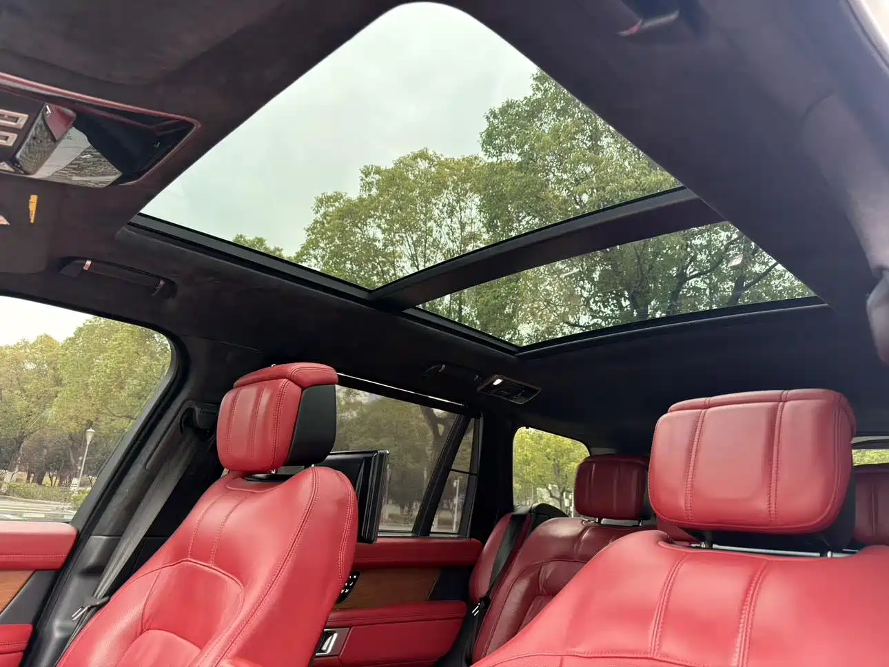 Land Rover Range Rover 2019 3.0 SC V6 Prestige Genesis Extended Edition фото 15