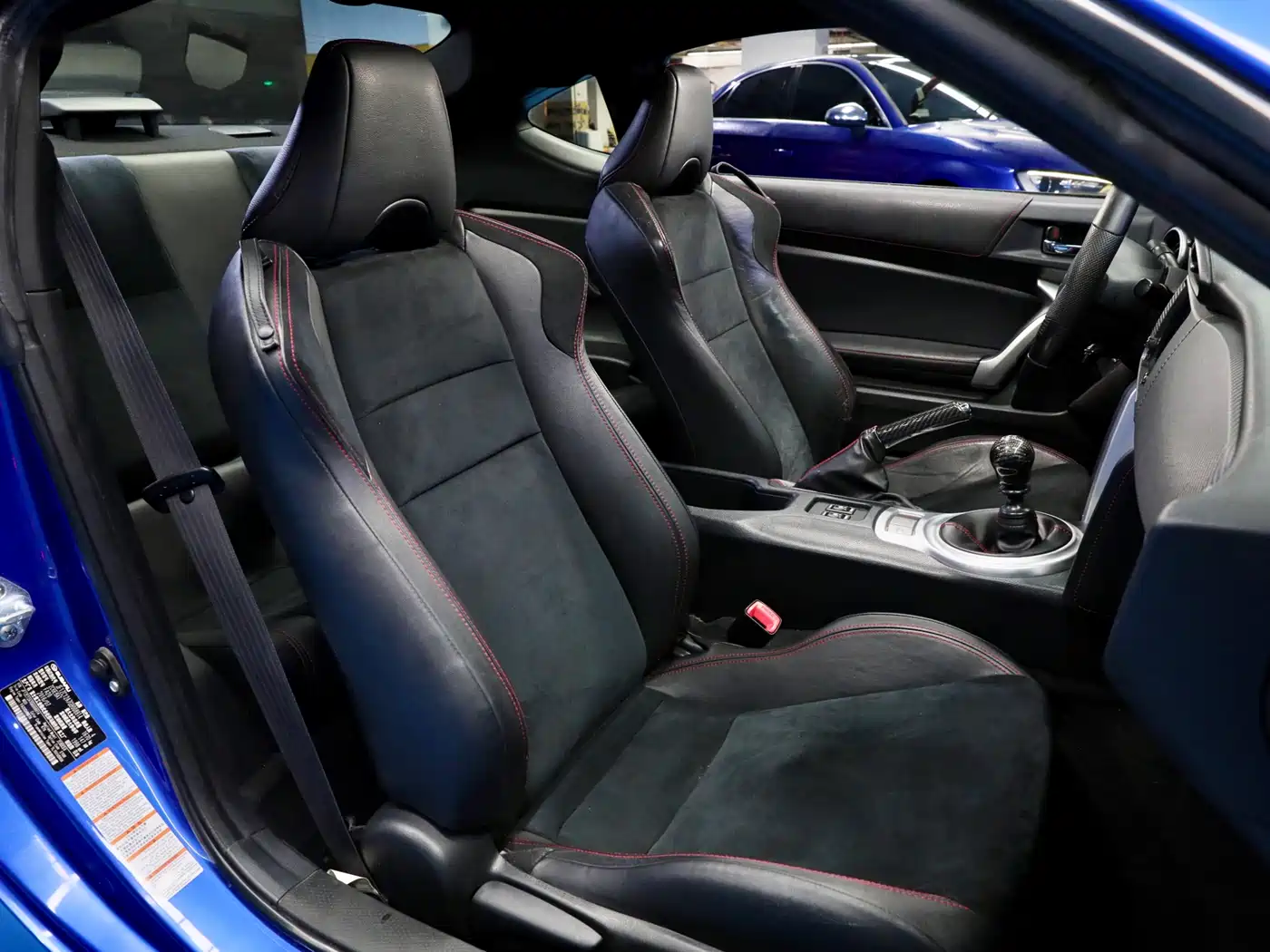 Subaru BRZ 2015 2.0i Manual фото 7