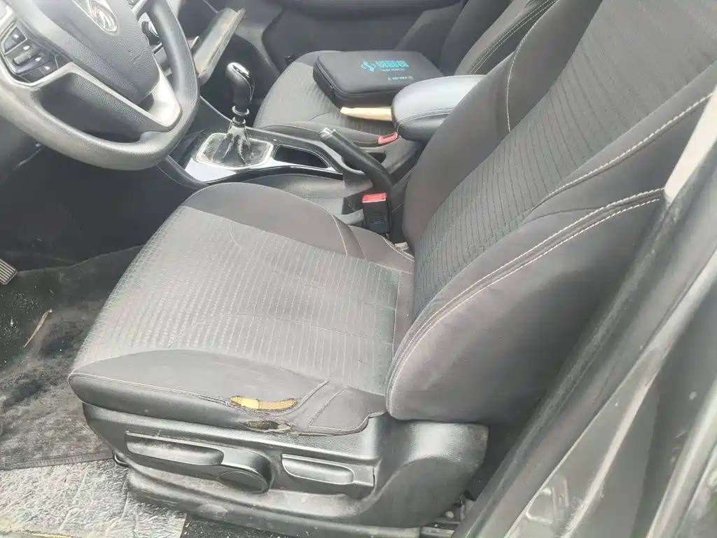 Baojun 730 2020 2021 1.5L Manual Fashion 7-Seater
