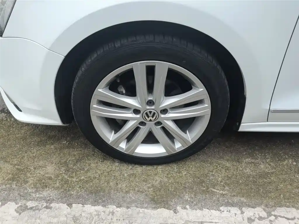 Volkswagen Sagitar 2018 280TSI DSG Luxury фото 23