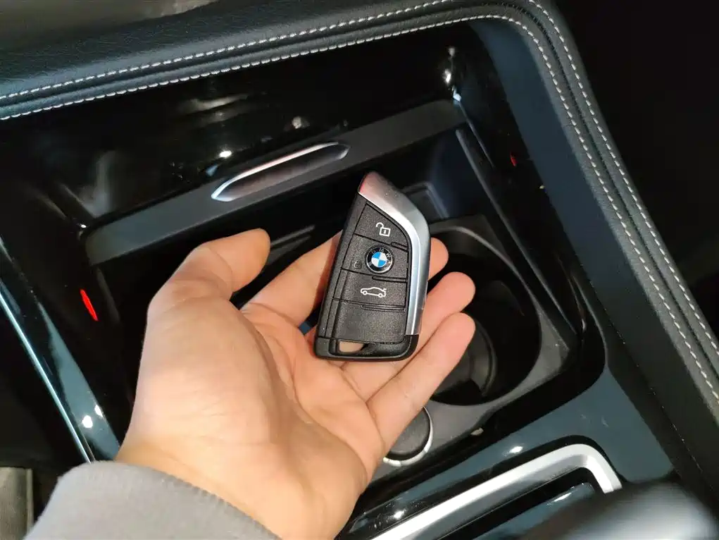BMW 1 Series 2021 125i M Sport Black Night Edition фото 9