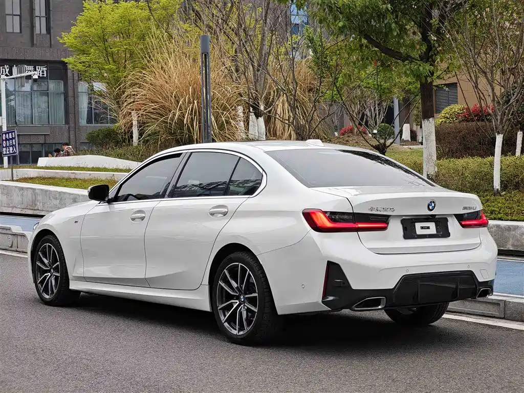 BMW 3 Series 2024 325Li M Sport Package фото 4