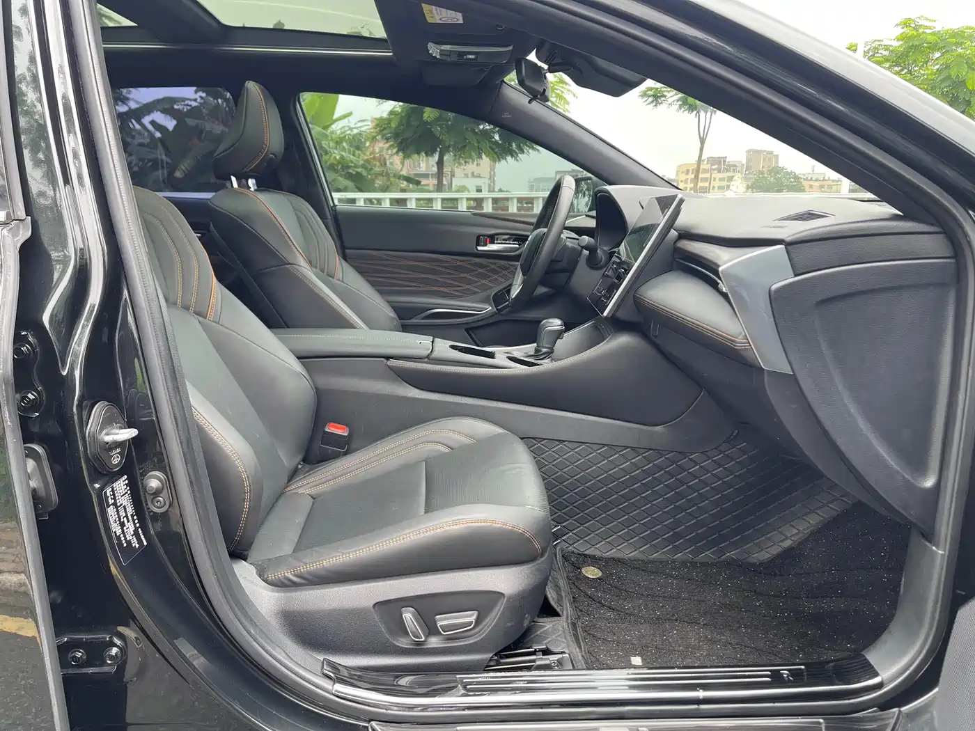 Toyota Avalon 2024 Model Hybrid 2.0L Premium Selection Edition фото 10