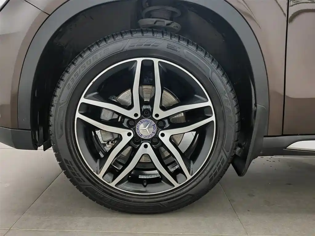 Mercedes-Benz GLA 2015 GLA 220 4MATIC Fashion Edition фото 17