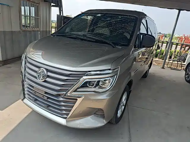 Dongfeng Fengxing Lingzhi 2020 M5 1.6L Luxury 7-Seater