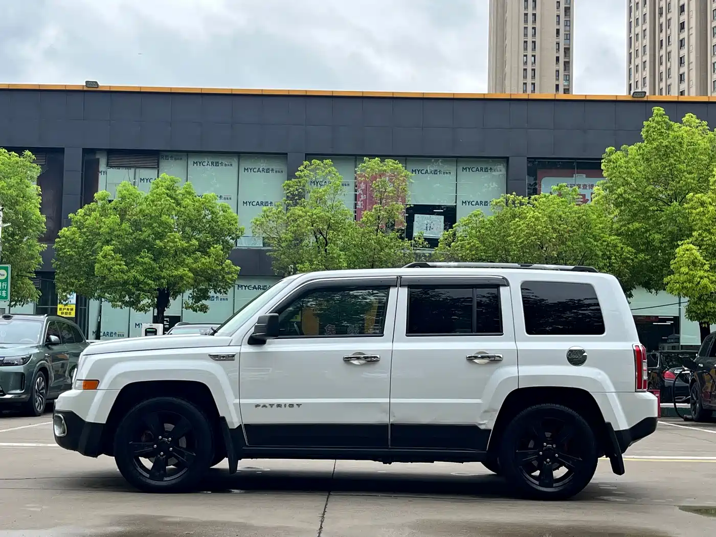 Jeep Patriot 2013 2013 2.4 Black Sport Edition