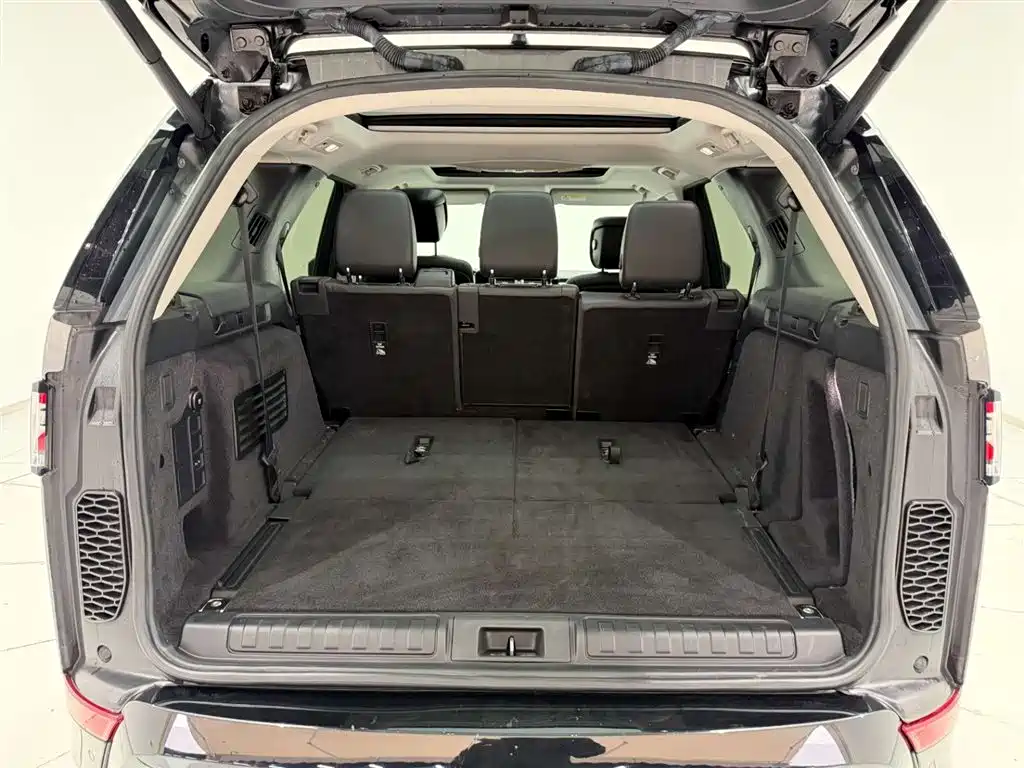 Land Rover Discovery 2020 3.0 SC V6 30th Anniversary Special Edition фото 14