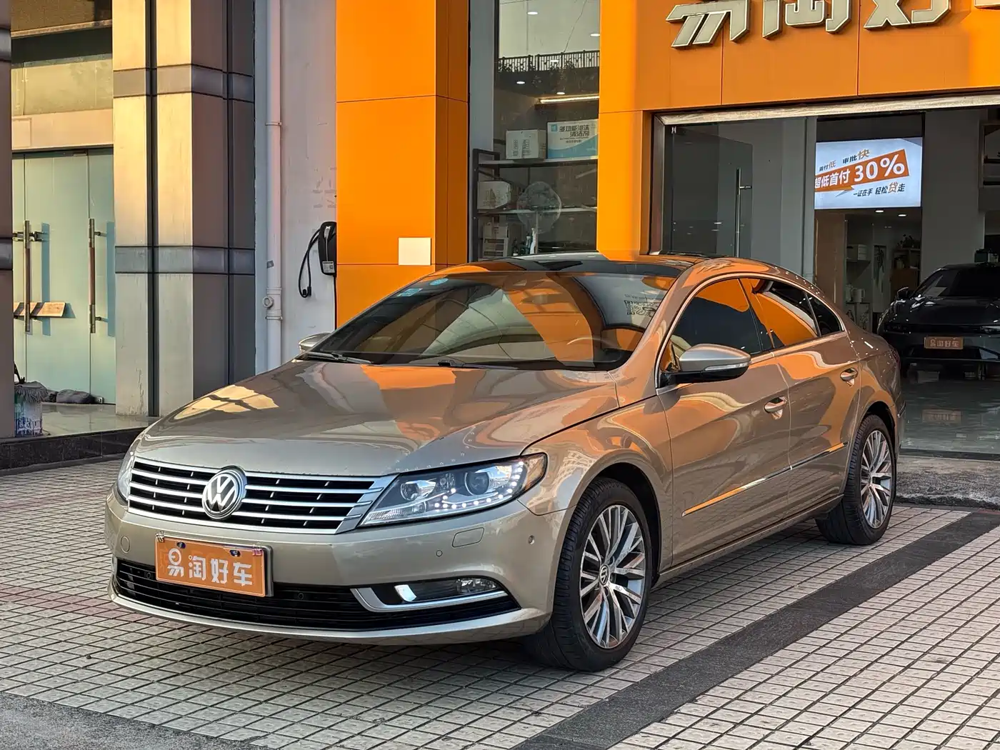 Volkswagen FAW-Volkswagen CC 2015 2.0TSI Supreme Edition фото 4