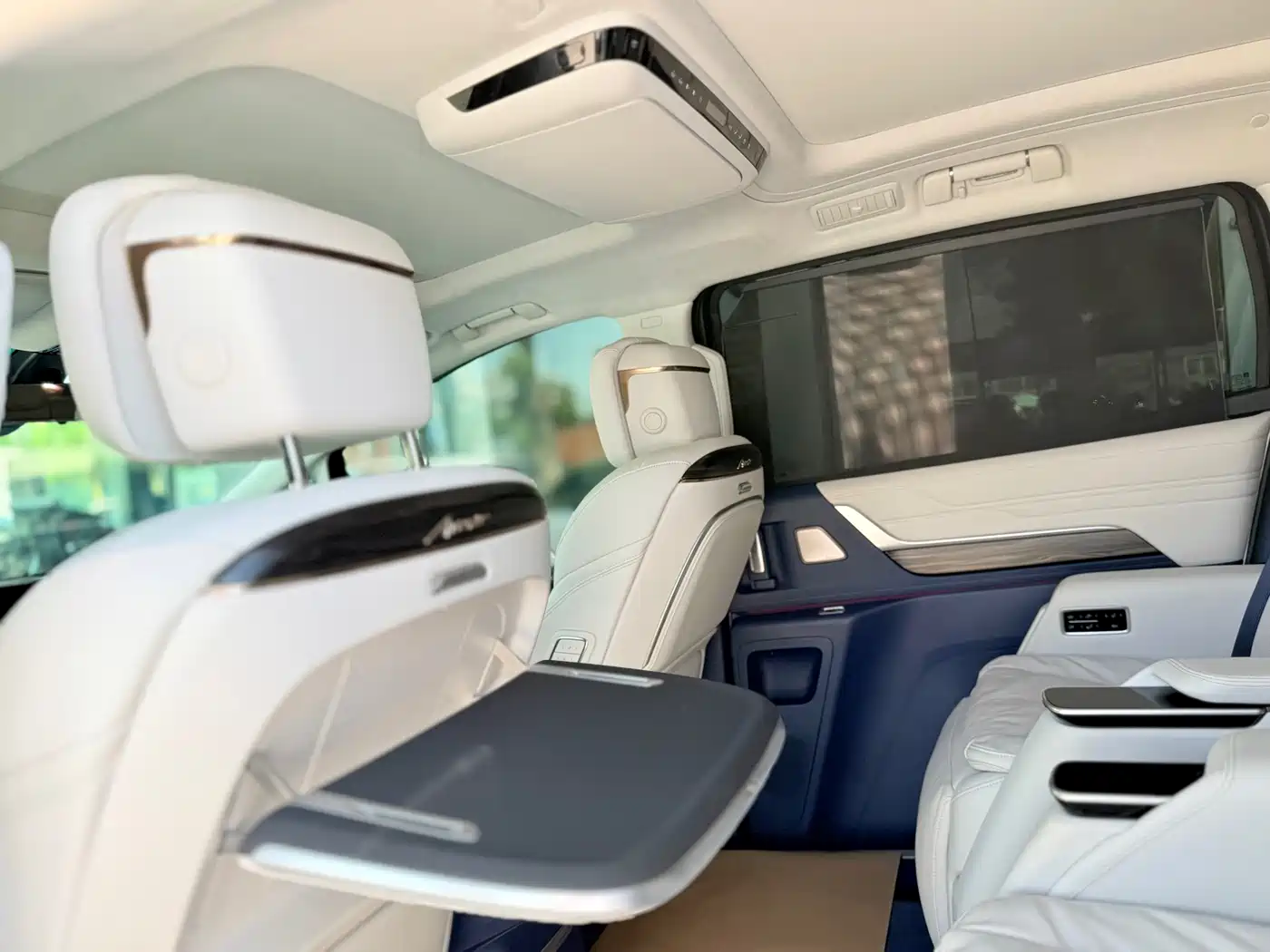 Buick Century 2025 2.0T 7-Seater World Edition фото 11