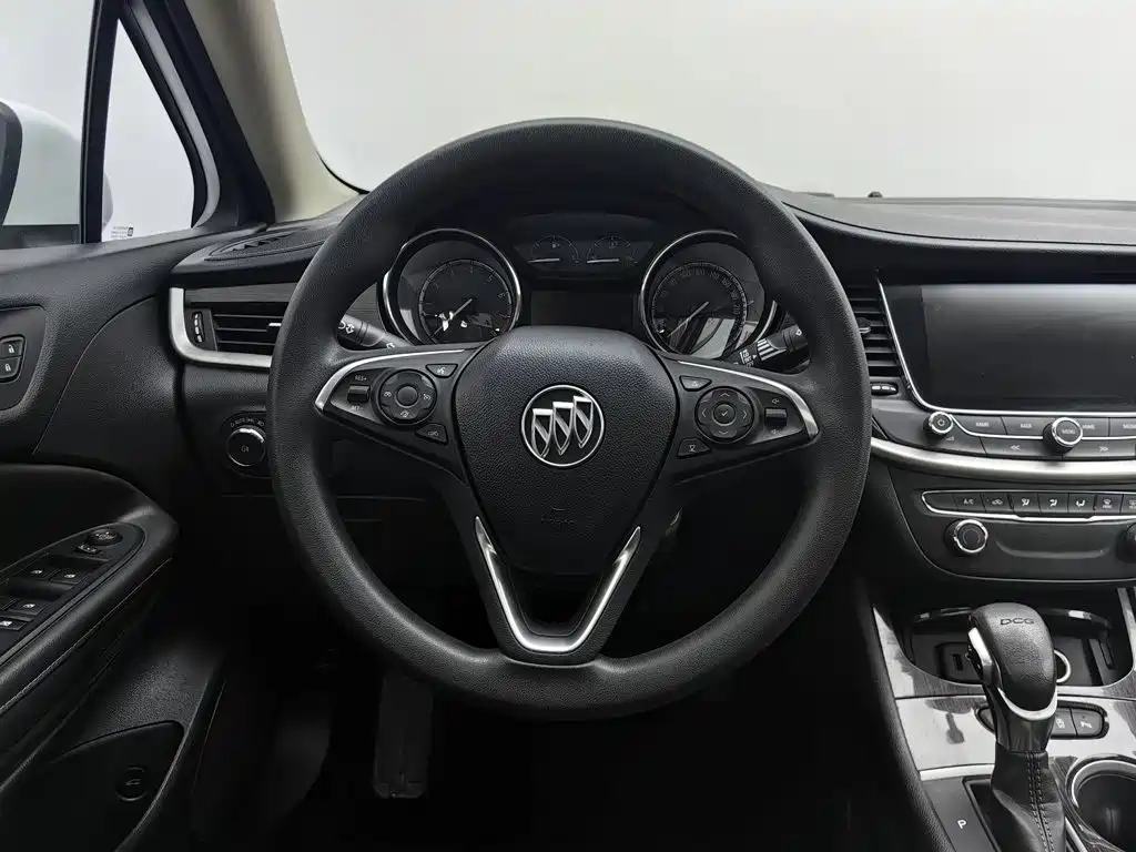 Photo 11 - Buick Verano