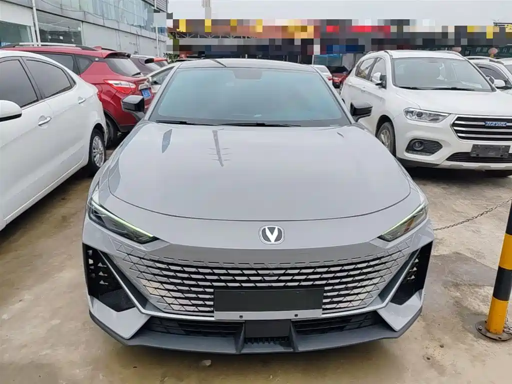 CHANGAN UNI-V