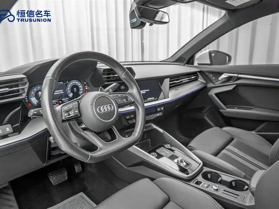 Audi A3 2024 Model Sportback 35 TFSI Fashion Sport фото 12