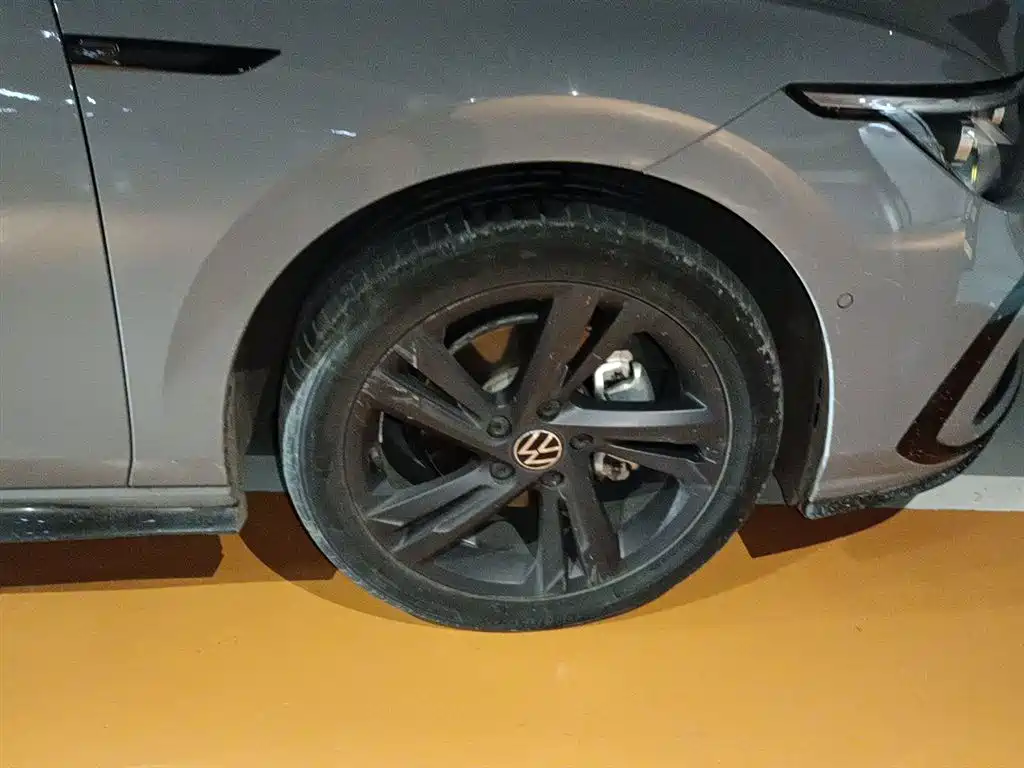 Volkswagen Golf 2021 280TSI DSG R-Line фото 26
