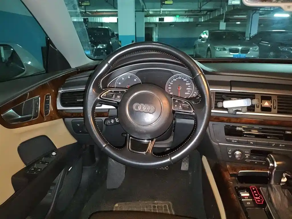 Audi A7 2014 50 TFSI quattro Comfort Edition фото 6