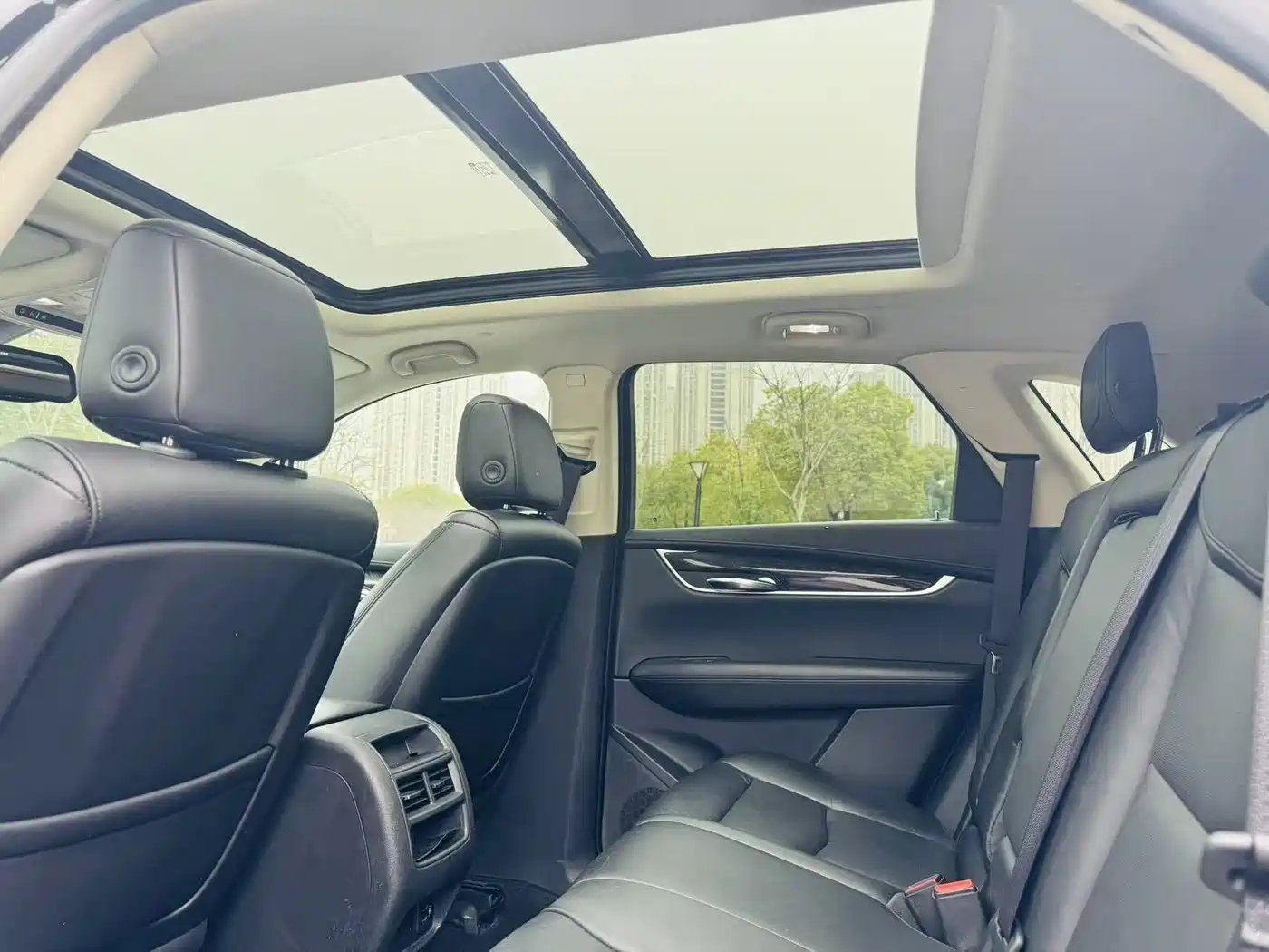 CADILLAC XT5