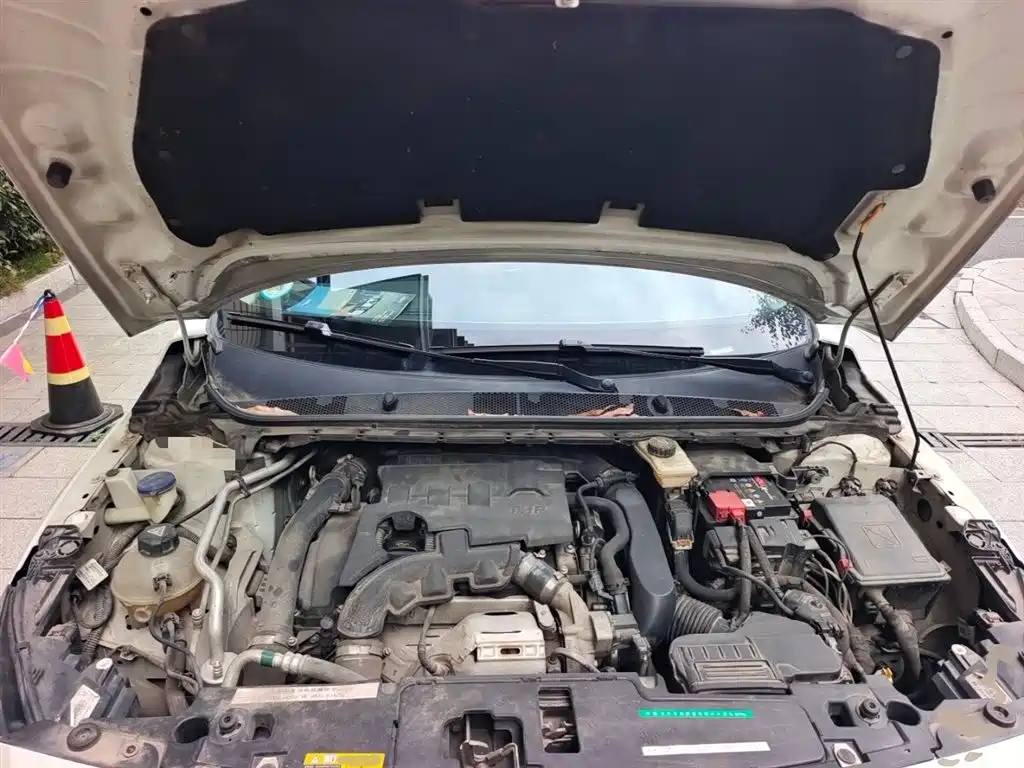 Peugeot 408 2018 Facelift 350THP Automatic Luxury фото 16