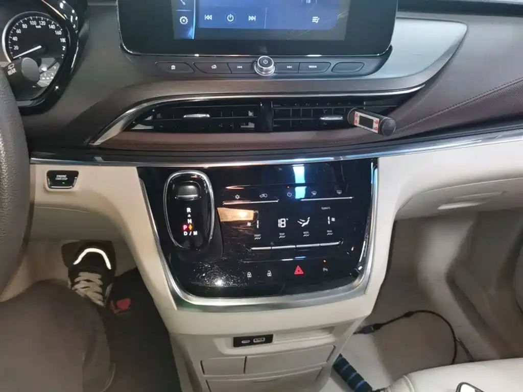 Buick GL8 2023 Model Land Business Class Comfort фото 14