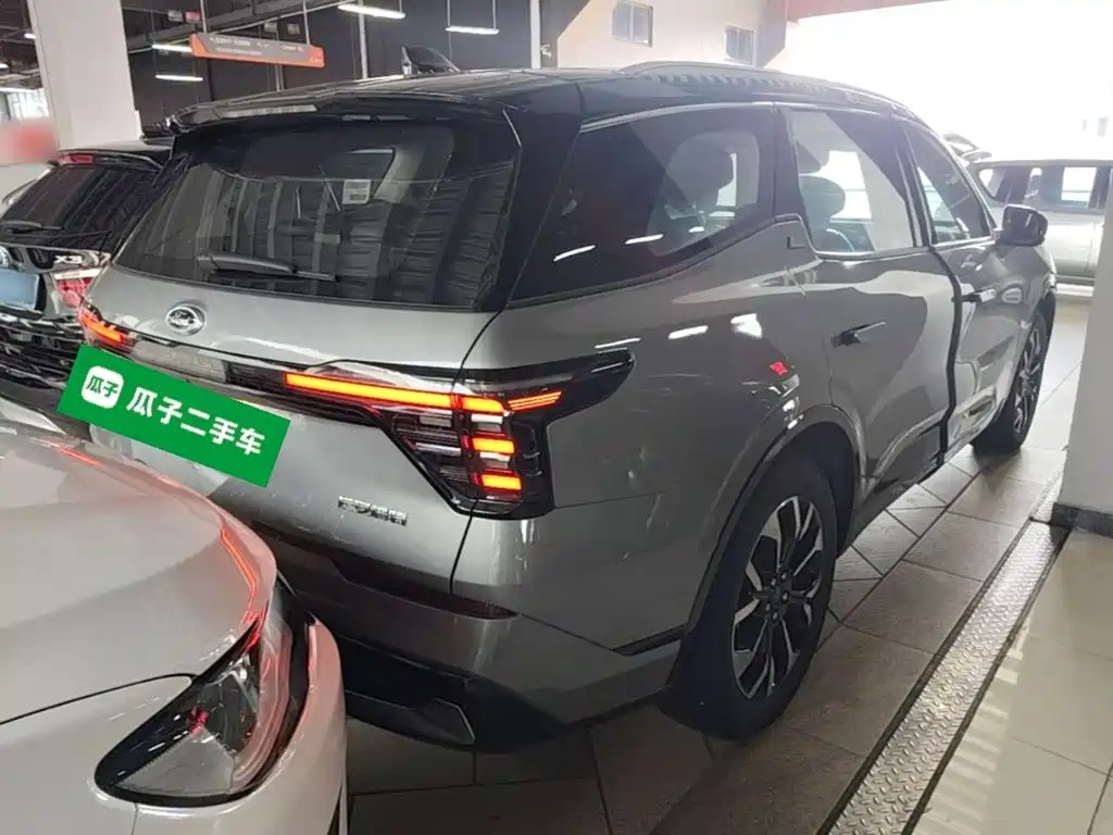 Фото 7 - Ford Edge