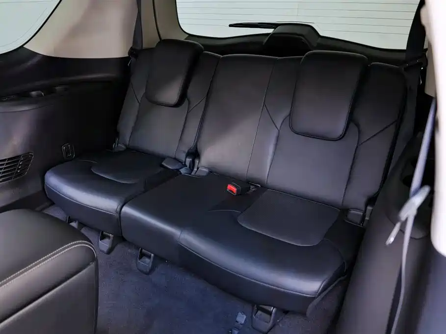 Infiniti QX80 2016 5.6L 4WD фото 36