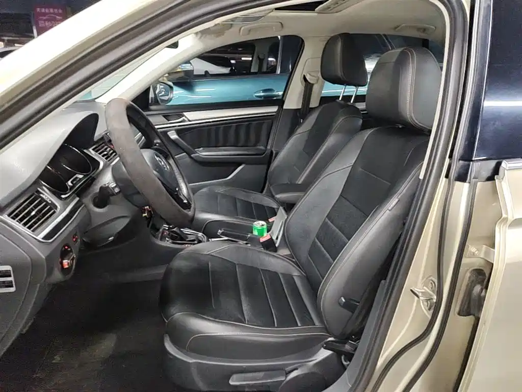 Volkswagen Bora 2017 1.6L Automatic Comfort фото 15