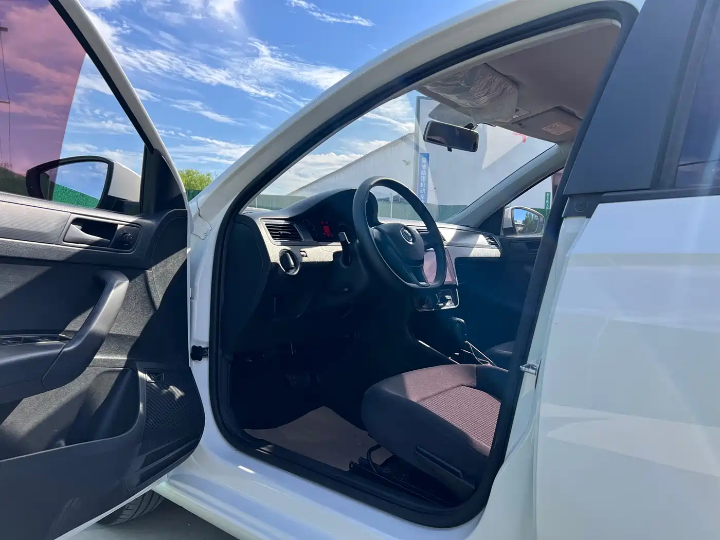 Volkswagen Santana 2018 1.5L Automatic Trend Edition фото 15