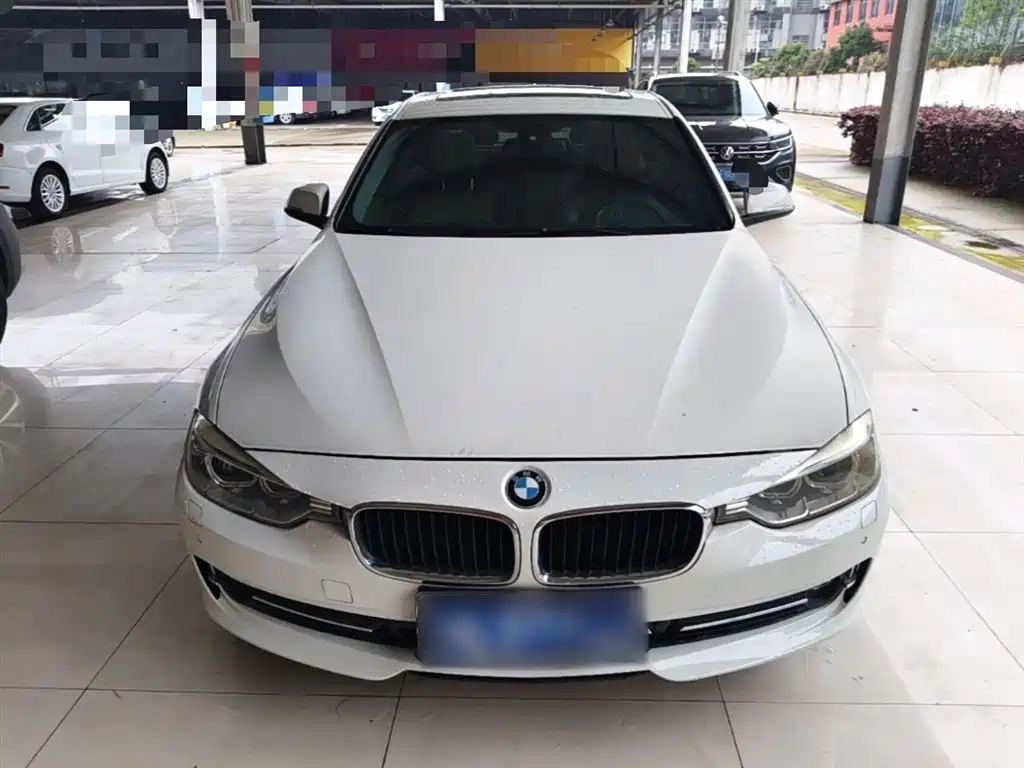 BMW 3 Series 2014 320Li Fashion фото 3