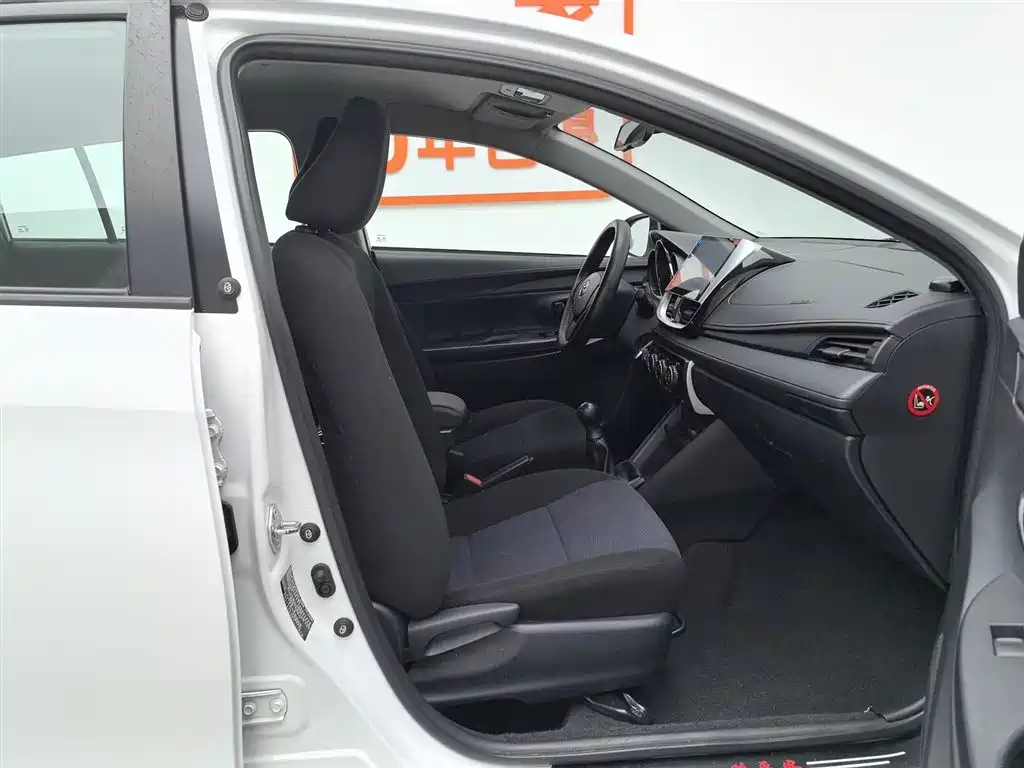 Toyota YARiS L Zhi Xuan 2016 Facelift 1.3E Manual Charming Edition фото 23