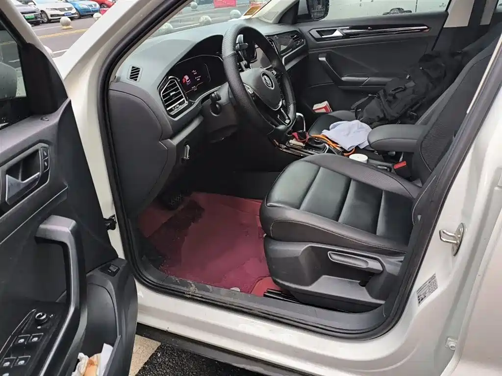 Volkswagen T-ROC 2020 280TSI DSG 2WD Comfort фото 14
