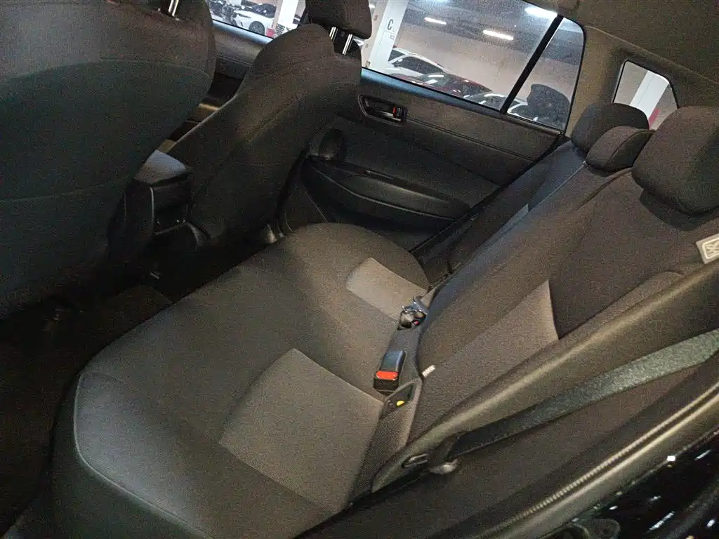 Toyota Frontlander 2024 2.0L CVT Elite Edition фото 13