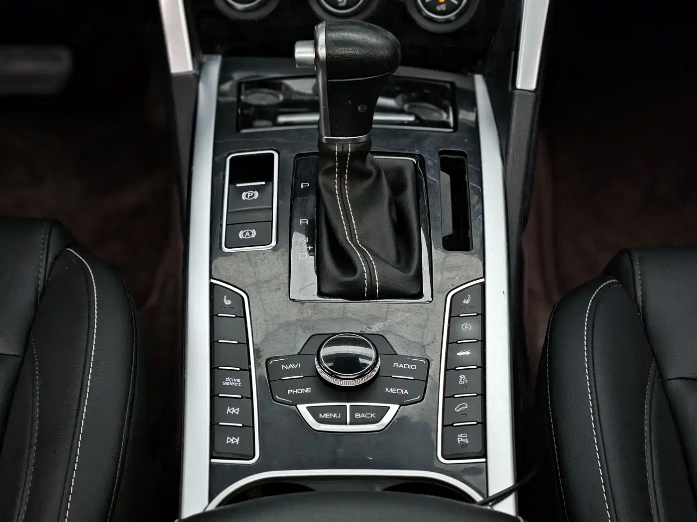 Haval H7 2018 Blue Label H7 2.0T Automatic Smart Edition фото 19