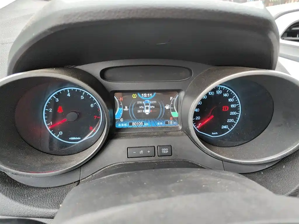 BYD Yuan 2017 1.5L Manual Panoramic Sunroof фото 7