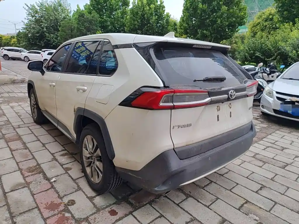 Toyota Wildlander 2020 2020 2.0L CVT 2WD Luxury Edition