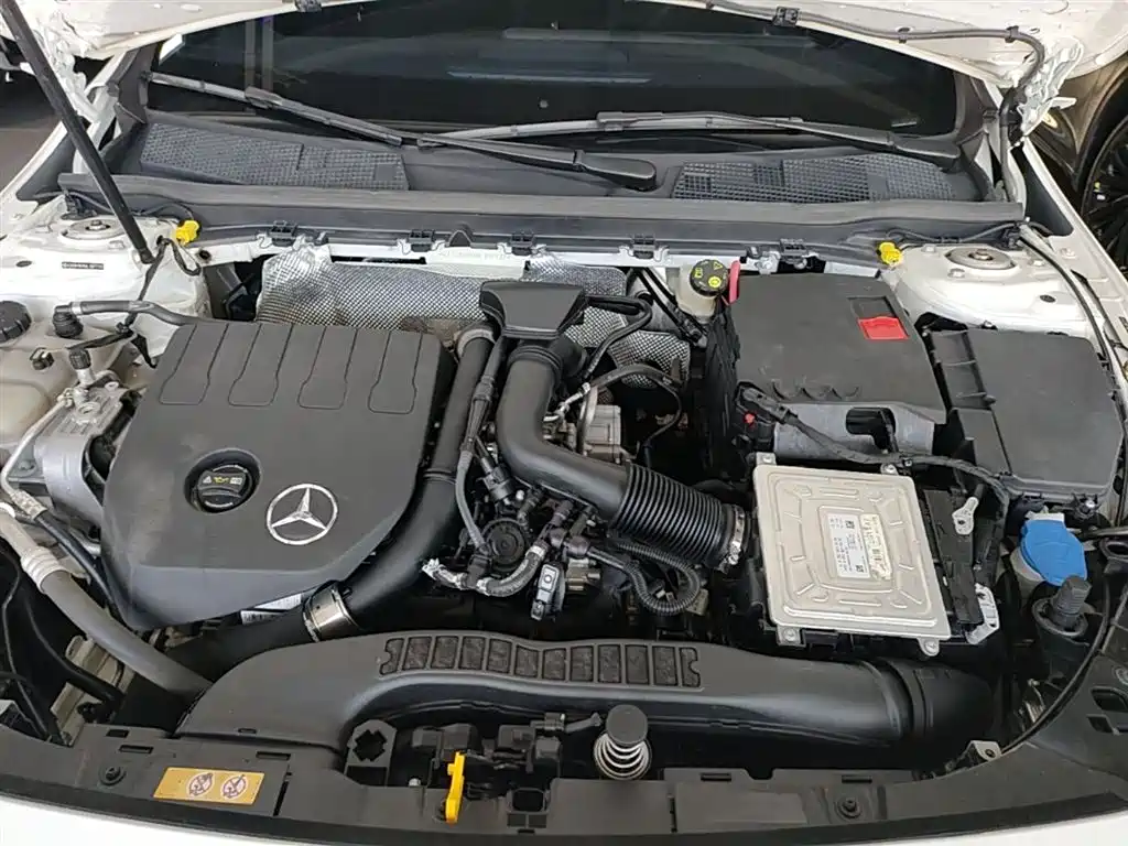Mercedes-Benz A-Class 2021 A 200 L Sport Sedan Fashion Edition фото 20