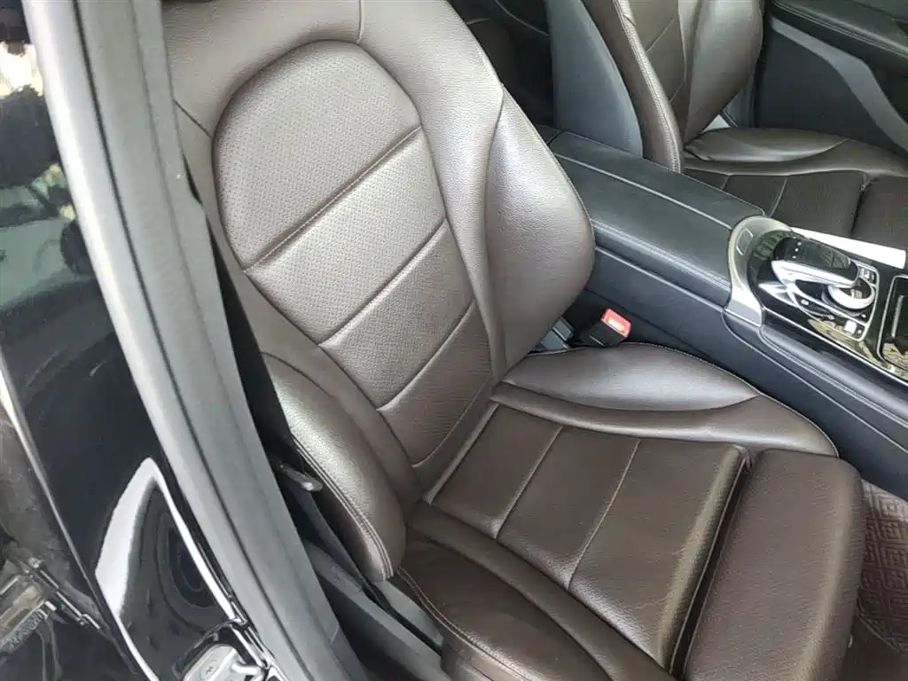 Mercedes-Benz GLC 2018 Facelift GLC 200 4MATIC фото 25