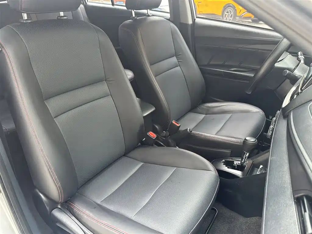 Toyota YARiS L Zhi Xuan 2021 Zhi Xuan X 1.5L CVT Leading Edition фото 14