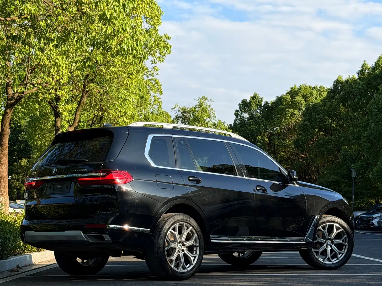 Фото 5 - BMW X7