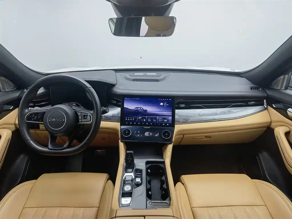 Lynk & Co 09 EM-P 2023 2.0TD EM-P Long Range PM 6-Seater фото 5