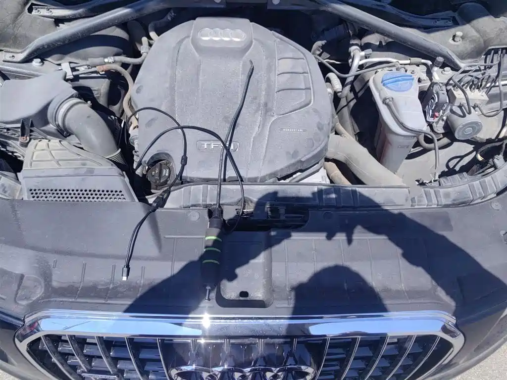 Audi Q5 2017 Plus 40 TFSI Technology фото 16