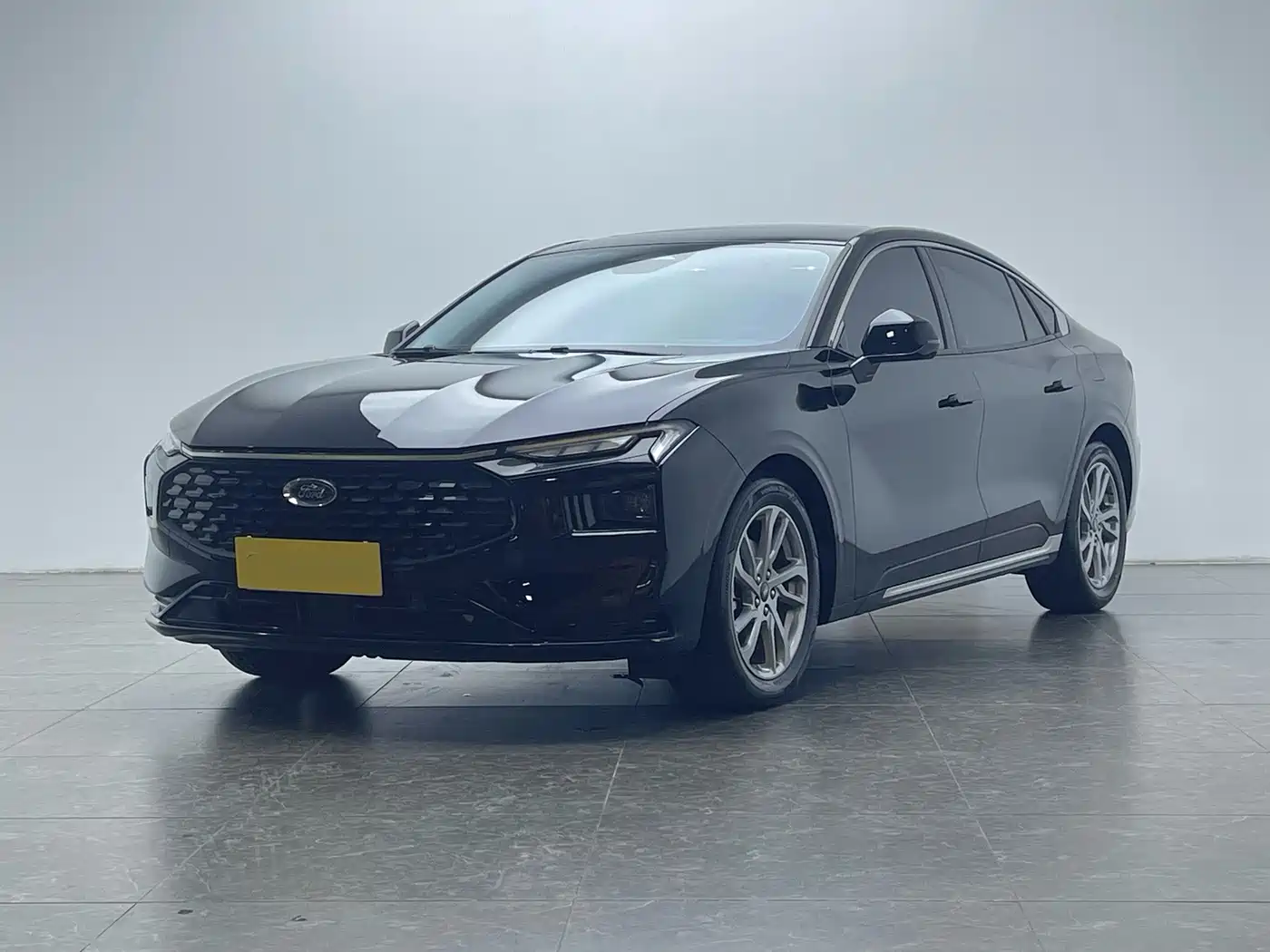 Ford Mondeo 2023 EcoBoost 180 Luxury