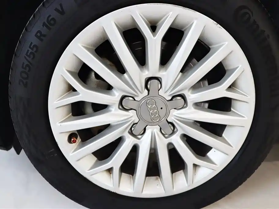 Audi A3 2014 Limousine 35 TFSI Auto Trend фото 11