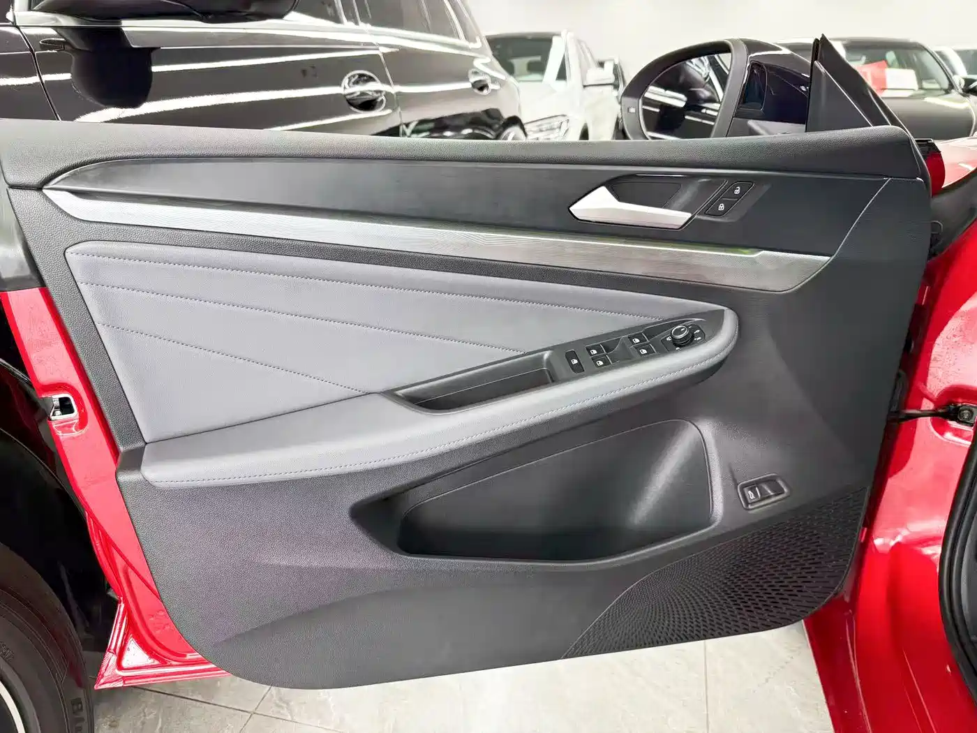 Volkswagen Lamando 2025 2025 Lamando L 2.0T Base
