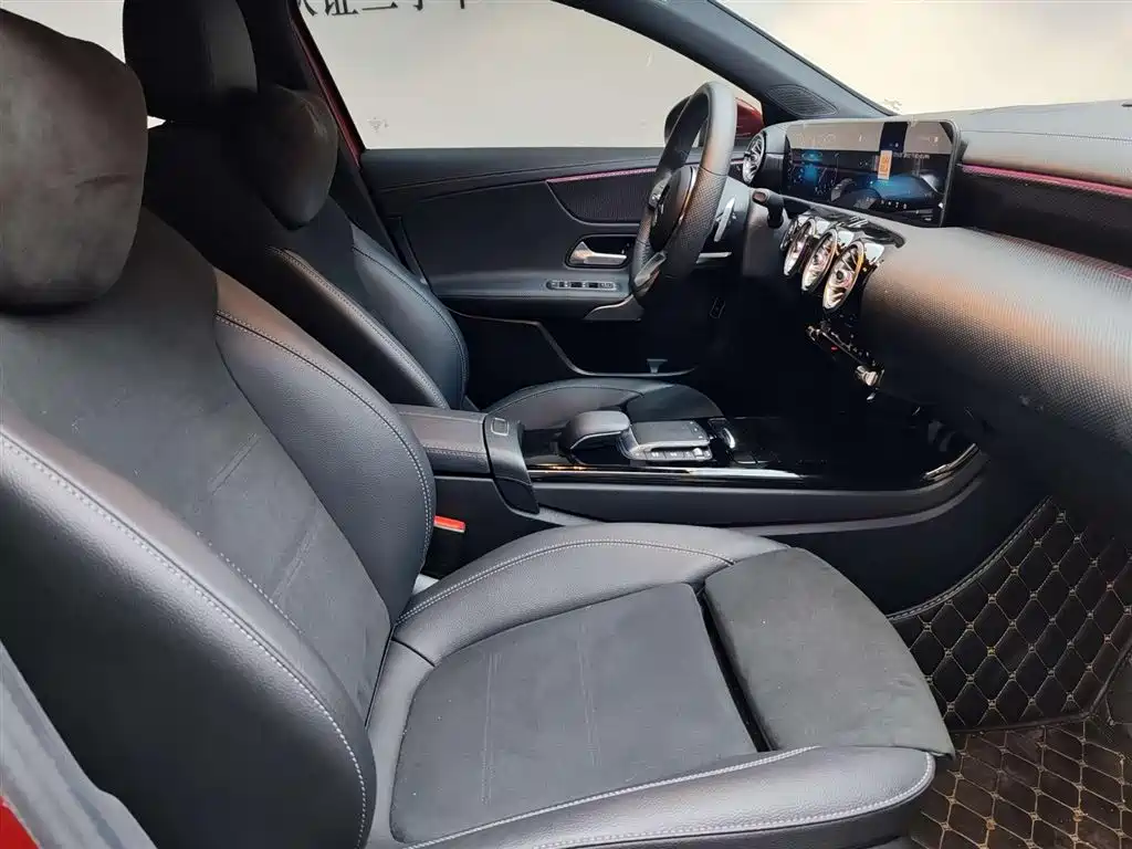 Mercedes-Benz A-Class 2020 Facelift A 200 L Sport Sedan Fashion фото 8