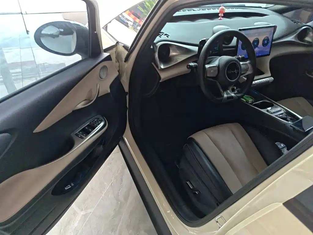 BYD Dolphin 2023 420km Fashion Edition фото 16