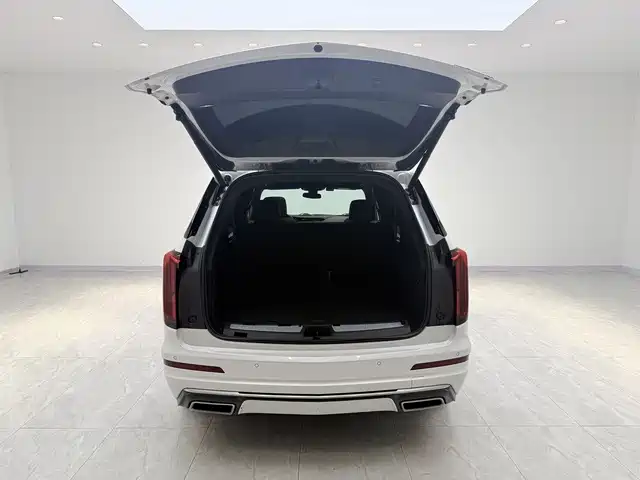 Cadillac XT6 2021 2.0T 7-Seater 4WD Trend Edition фото 11