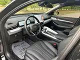 Фото 7 - Geely Preface