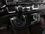 Photo 14 - Volkswagen Multivan